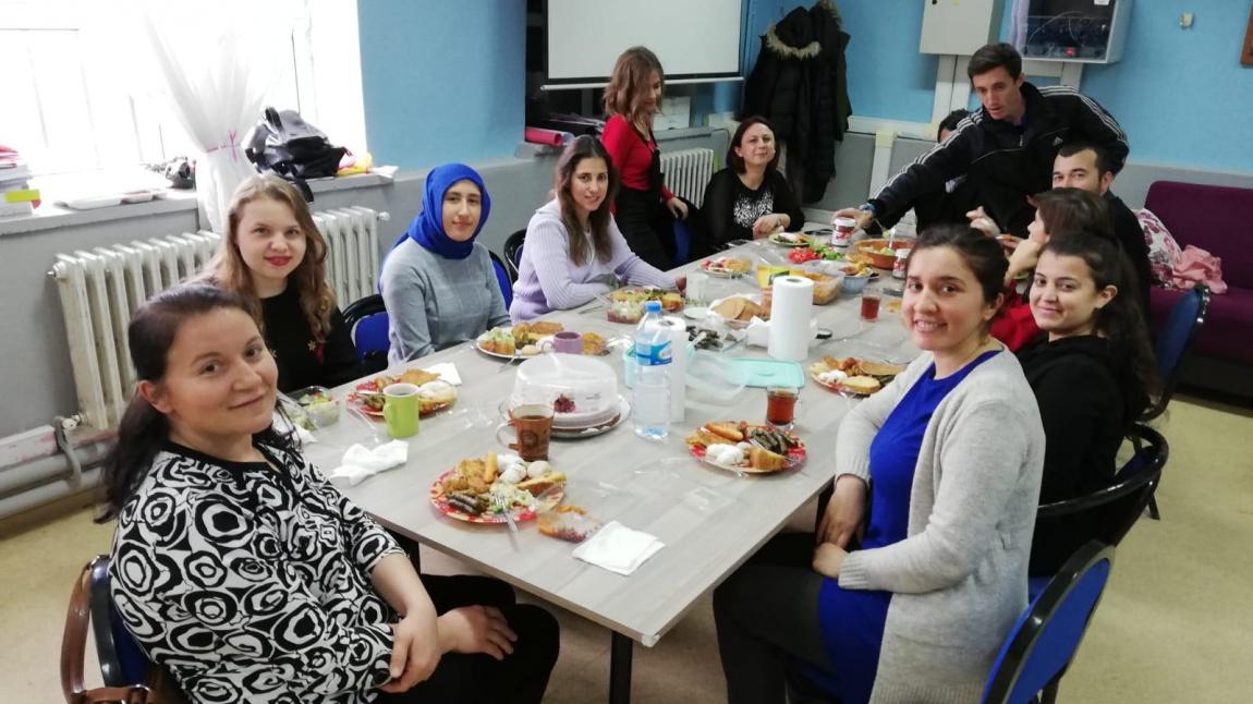 24 Kasım Öğretmenler Günü Kapsamında Yemek Etkinliği Düzenlendi
